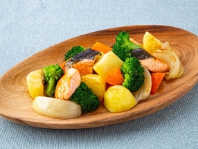 Warm Salmon and Vegetable Salad