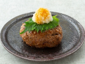 Hamburger Steak with Grated Daikon