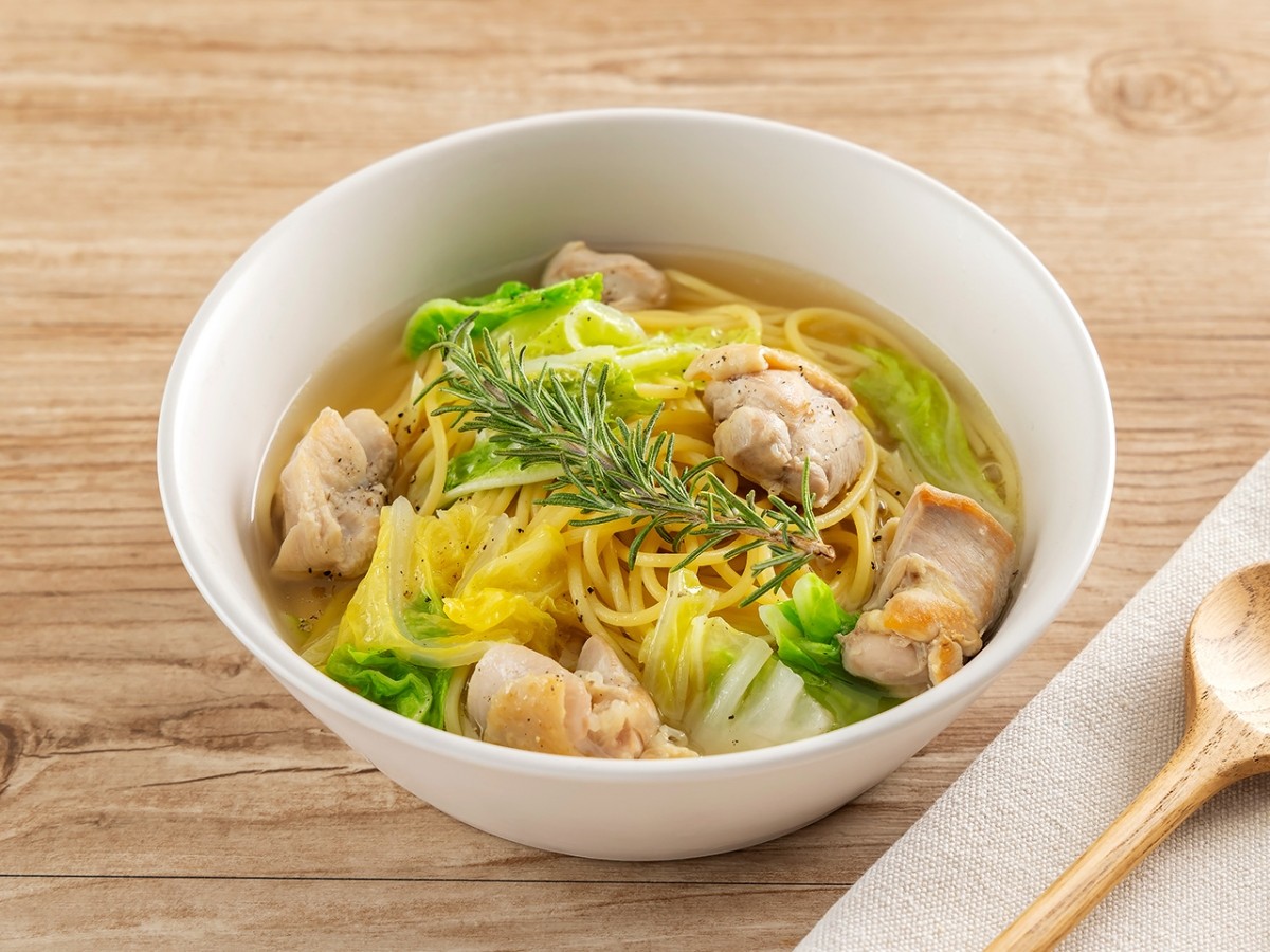 白菜と鶏肉のスープパスタ