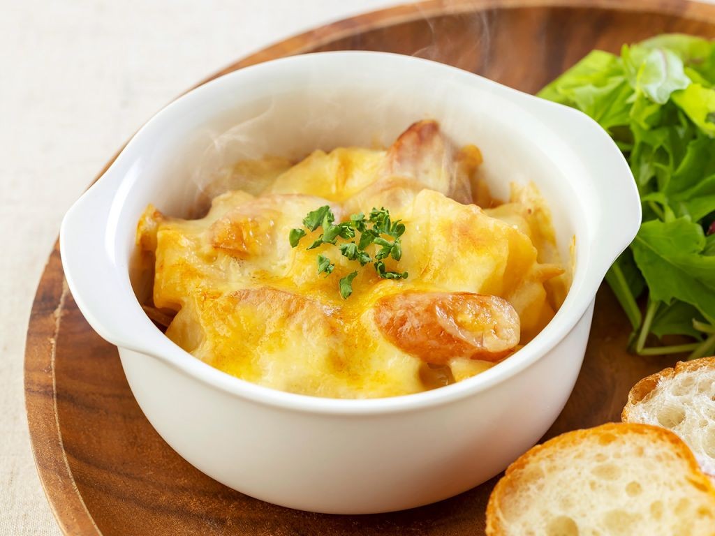 和たれ　じゃがいもとウィンナーのチーズ焼