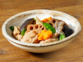 Chikuzen-ni (Simmered Chicken and Vegetables)