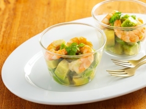 Avocado and Shrimp Salad with Wasabi dressing