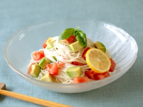 Cold Somen with Tomato & Avocado
